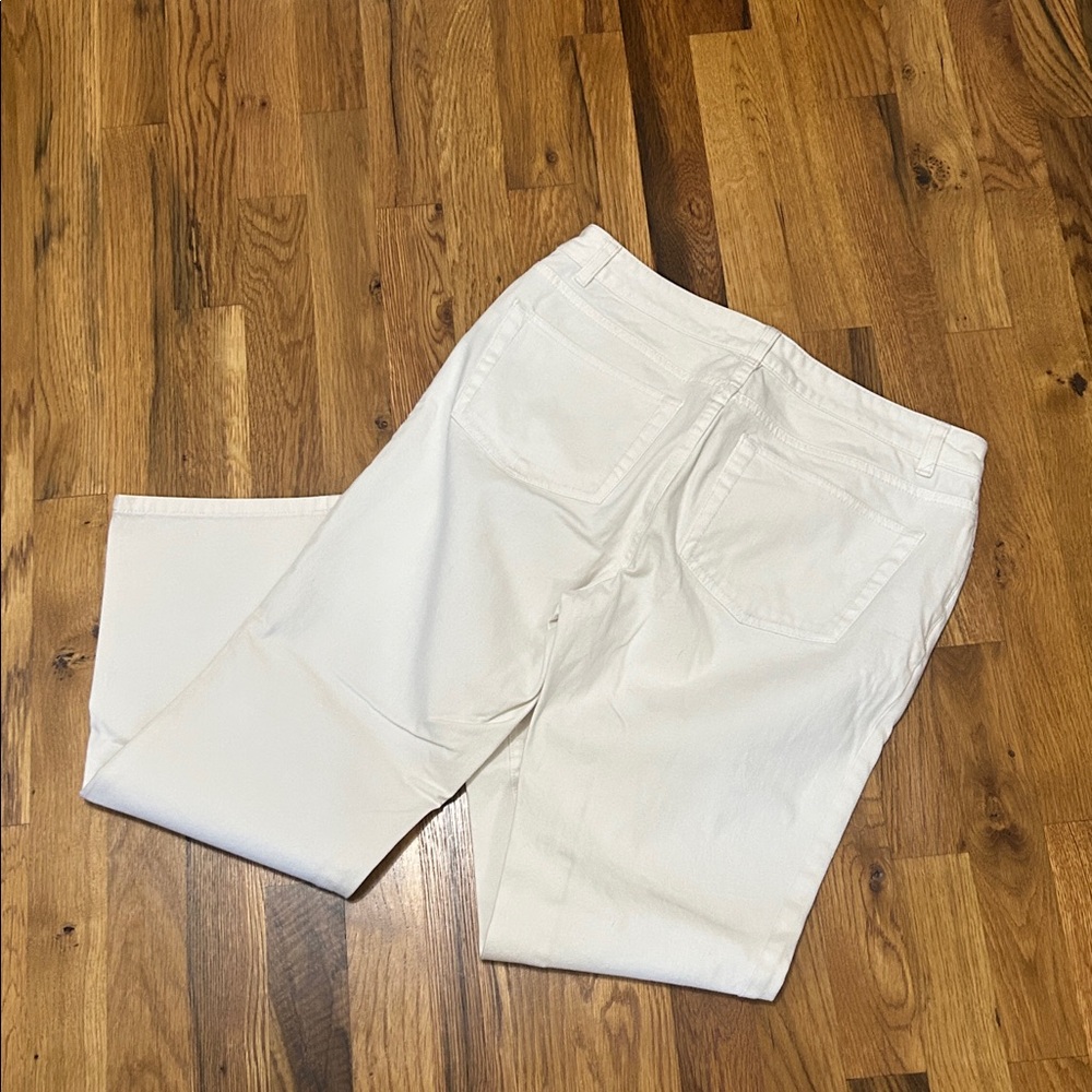 ๐5/$15 Chaps Women's Straight Leg Jeans in White - Picture 3 of 3
